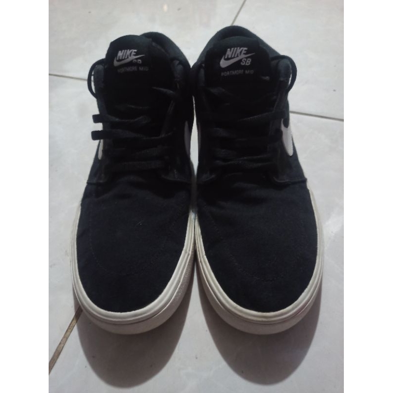 Sepatu NIKE SB PORTMORE