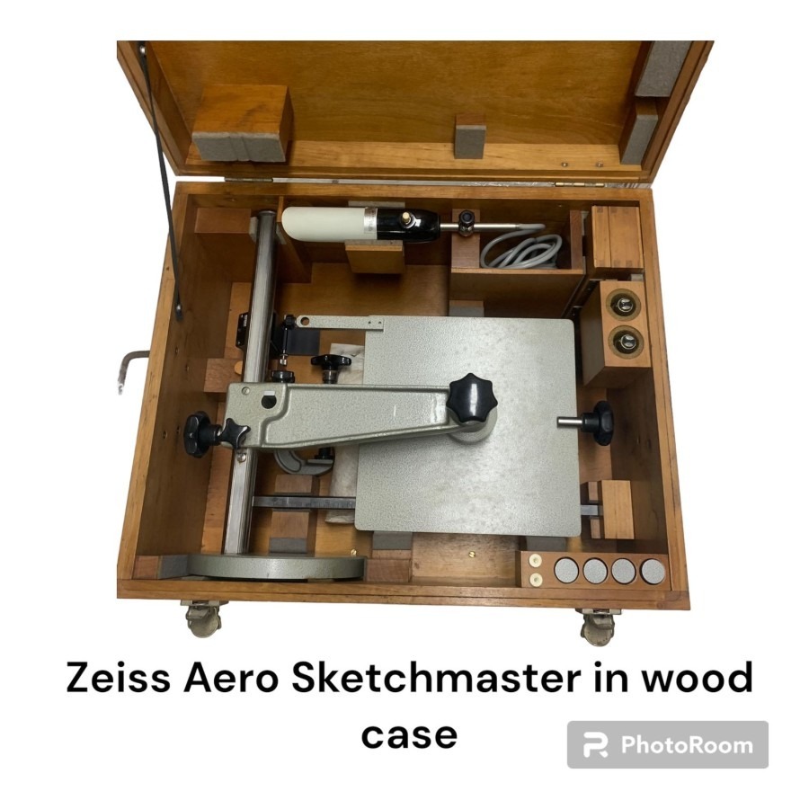 

Aero Sketchmaster In Wood Case (AP-74)