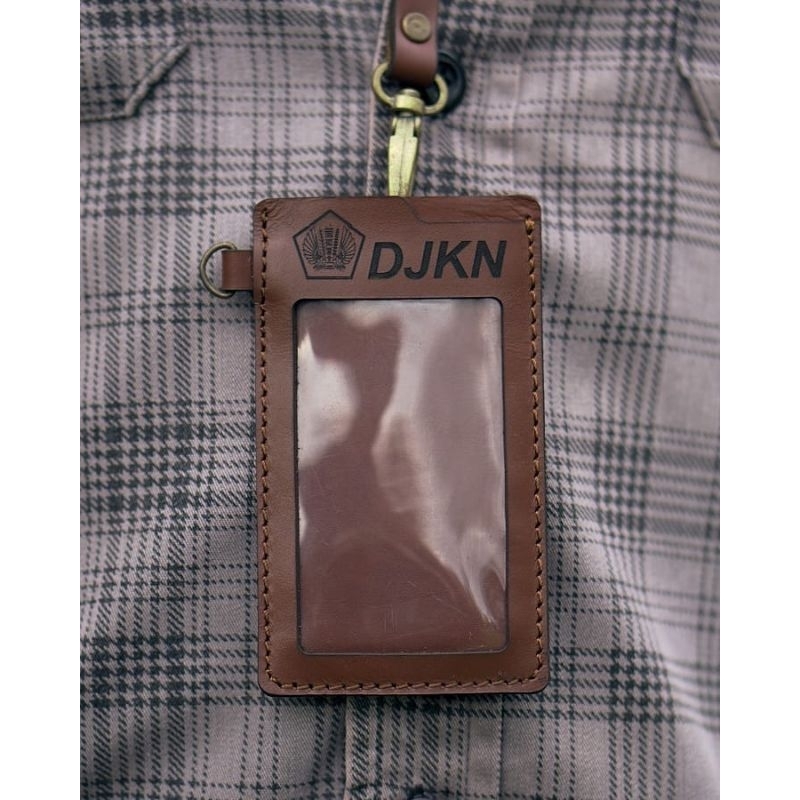 

Intens.id id card holder kulit gantungan name tag kulit custom