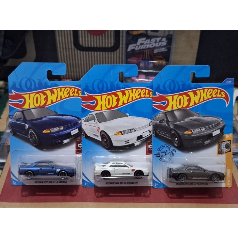 PAKET R32 HOTWHEELS 3 PCS