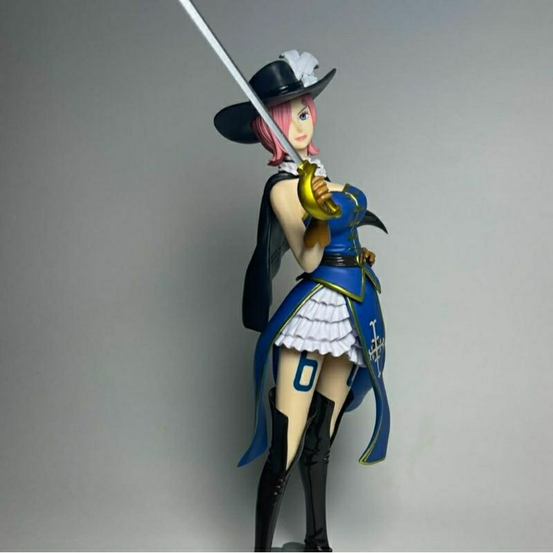 Action Figure One Piece Reiju Treasure Cruise
