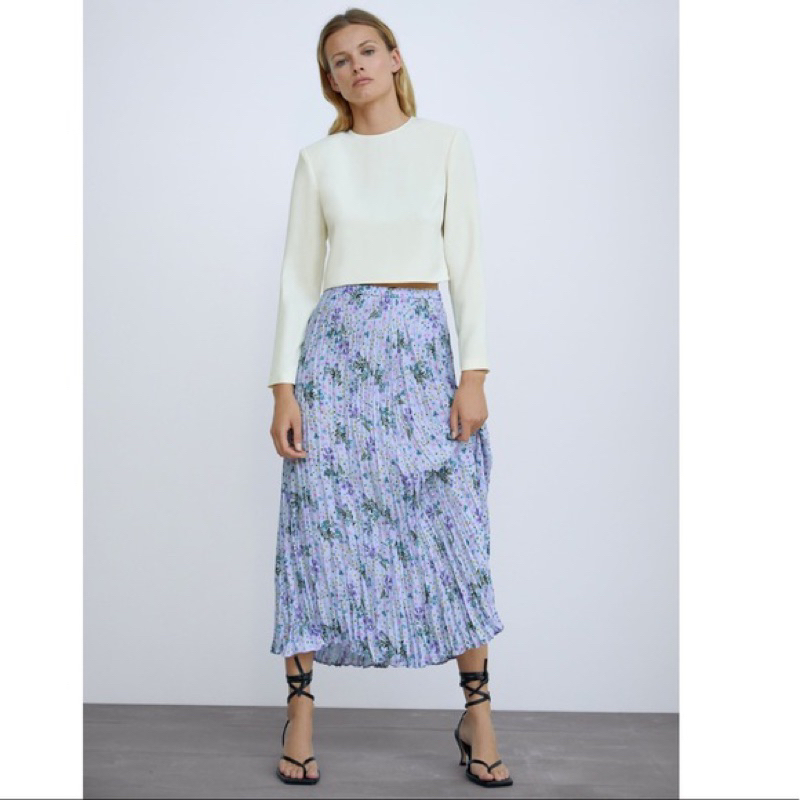 Zara blue floral print pleated midi skirt