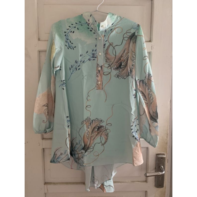 Ria Miranda Preloved, size S