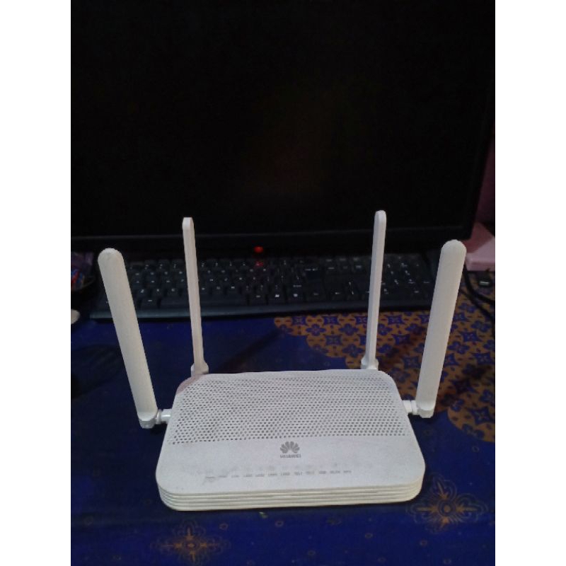 HUAWEI HG8245W5-6T Dual Band