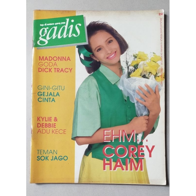 Majalah Gadis 24 Agustus 1990 : Cover Ineke Koesherawati - Nike Ardilla