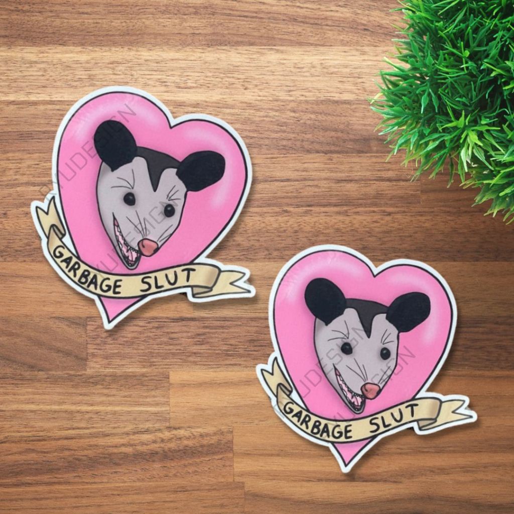 

Stiker Hewan Tikus Possum Ice Age Garbage Slut Hati Heart Waterproof