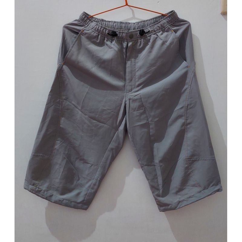 Celana outdoor celana jogger tali serut 3/4 / 7/8 uniqlo original