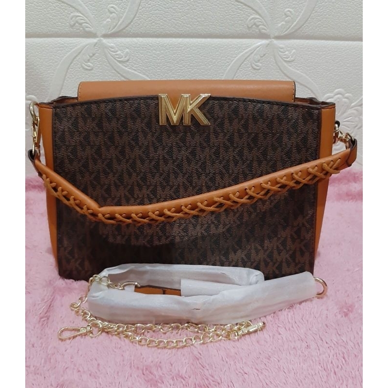Tas Selempang/Jinjing Impor MK
