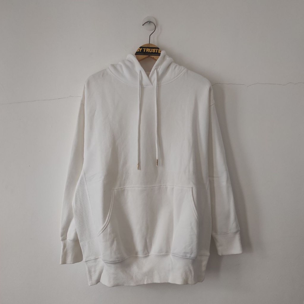 Hoodie GU by Uniqlo - Putih (size M)
