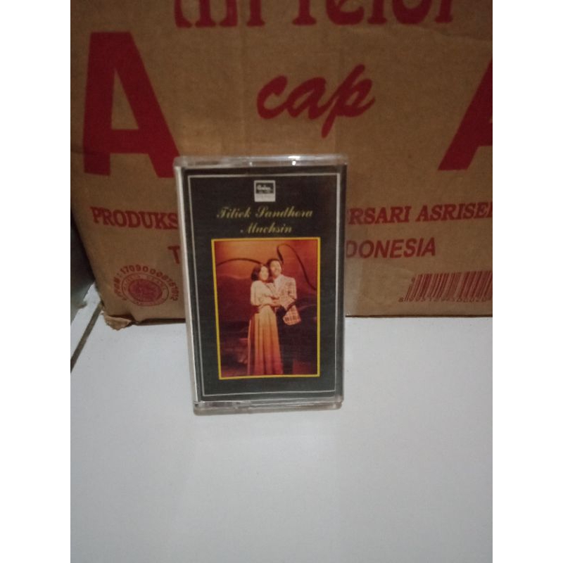 Kaset Titiek Sandhora Muchsin