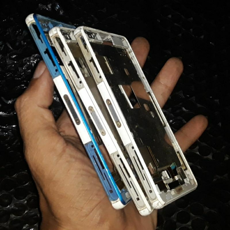 Casing Plus Tombol Frame LCD Sony Z4 Compact Z4 Mini Layak Pakai