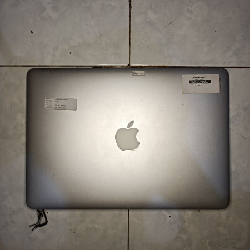 lcd macbook pro 2012 A1425