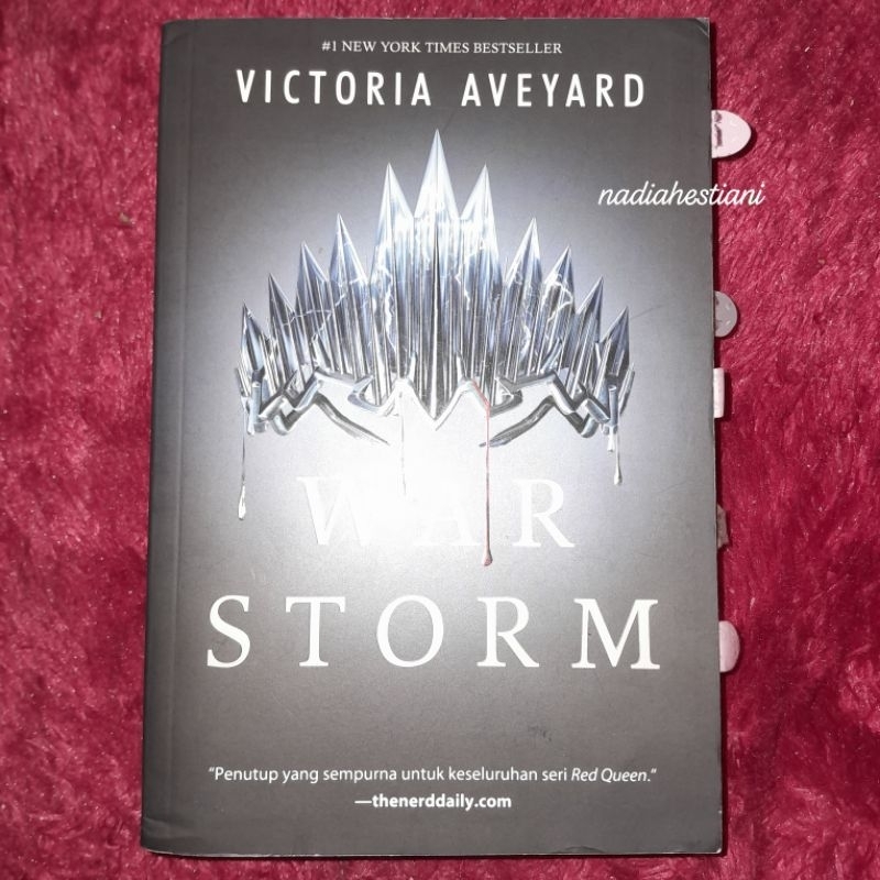 WAR STORM [RED QUEEN #4] - VICTORIA AVEYARD (IND VERS) ORIGINAL PRELOVED