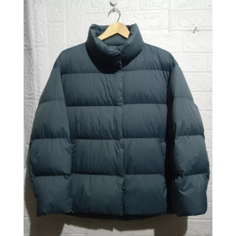 UNIQLO ultralight down Cocoon jaket Sage green
