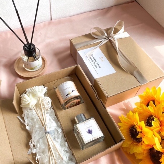 

12.12 Brands Festival GIFT SET REED DIFFUSER LILIN AROMATERAPI // HAMPERS AROMATERAPI // REED DIFFUSER //LILIN AROMATERAPI // GIFT BIRTHDAY // WEDDING // GRADUATION !