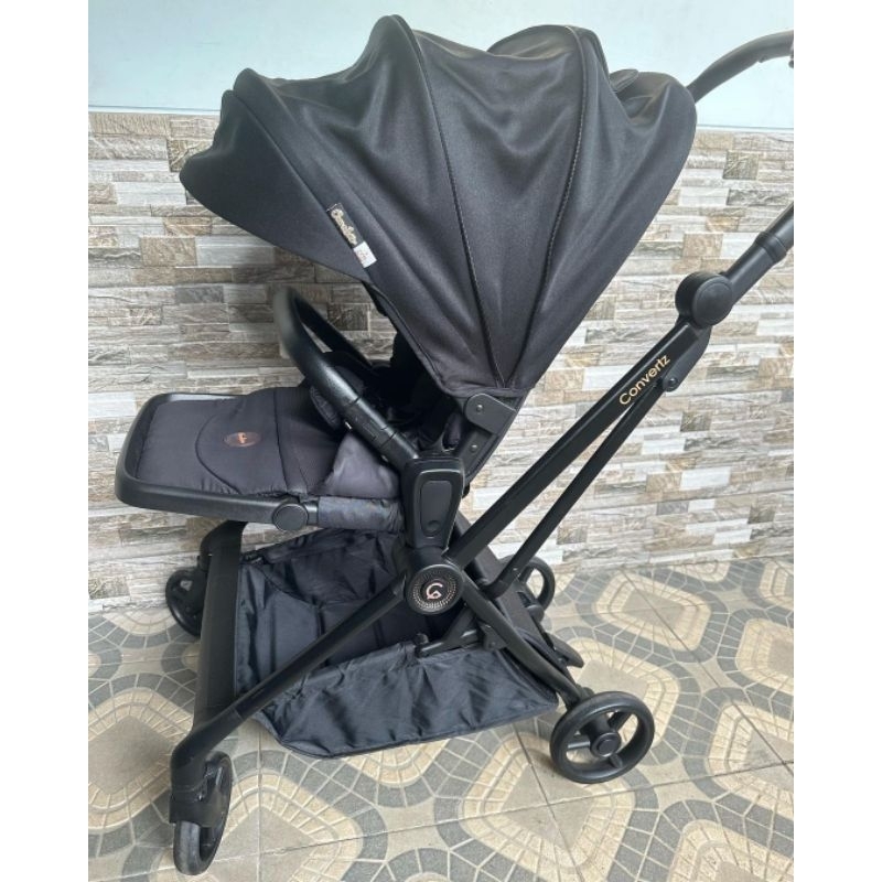 Preloved Stroller Cocolatte Convertz