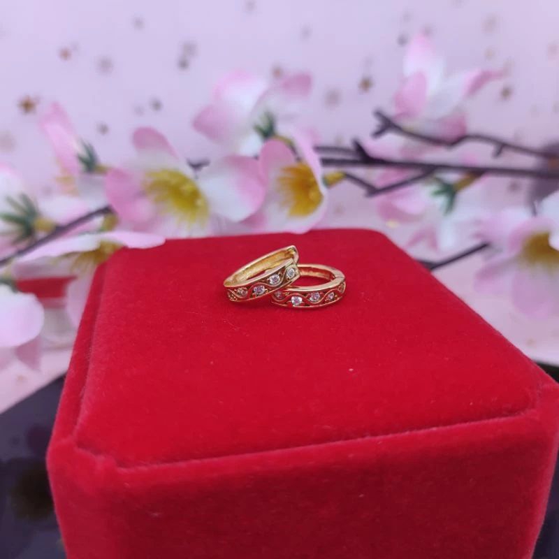 Anting capit xuping anti karat lapis emas 1,6 gram
