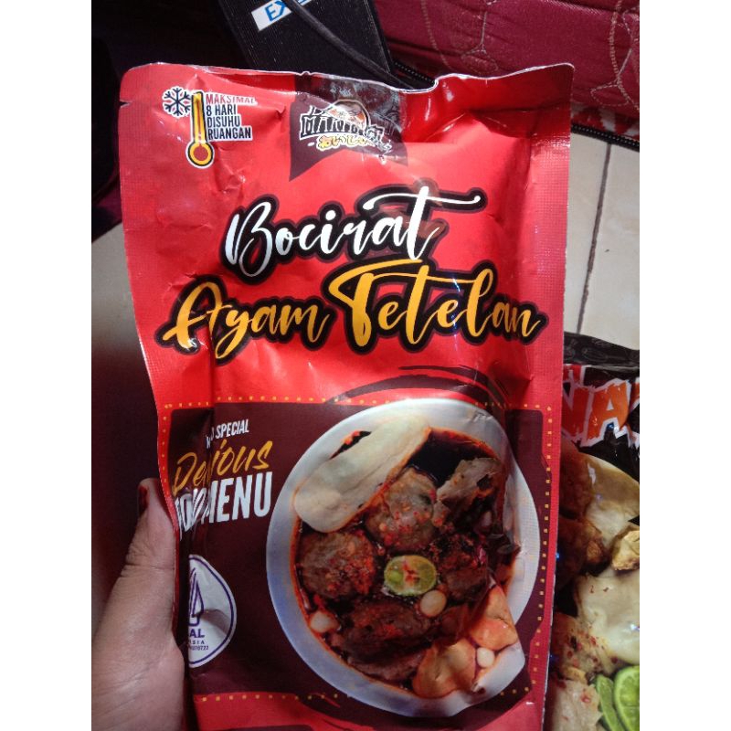 

BOCIRAT AYAM TETELAN BOCI MAKNYOS