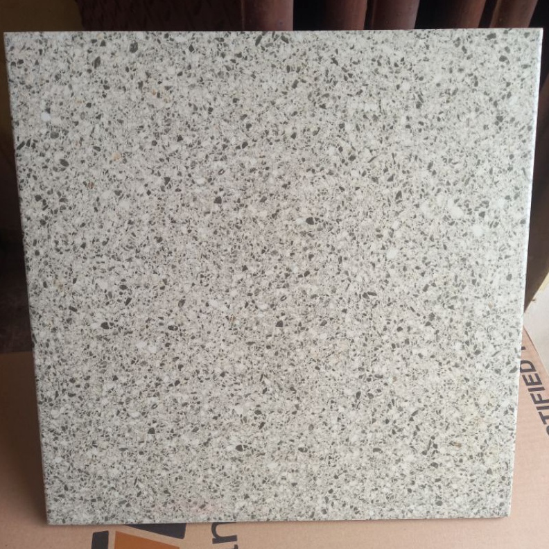 TERLARIS KERAMIK LANTAI 40X40 MOTIF TERASO ABU- GRANITO ABU -MULIA- KERAMIK LANTAI GARASI 4040 