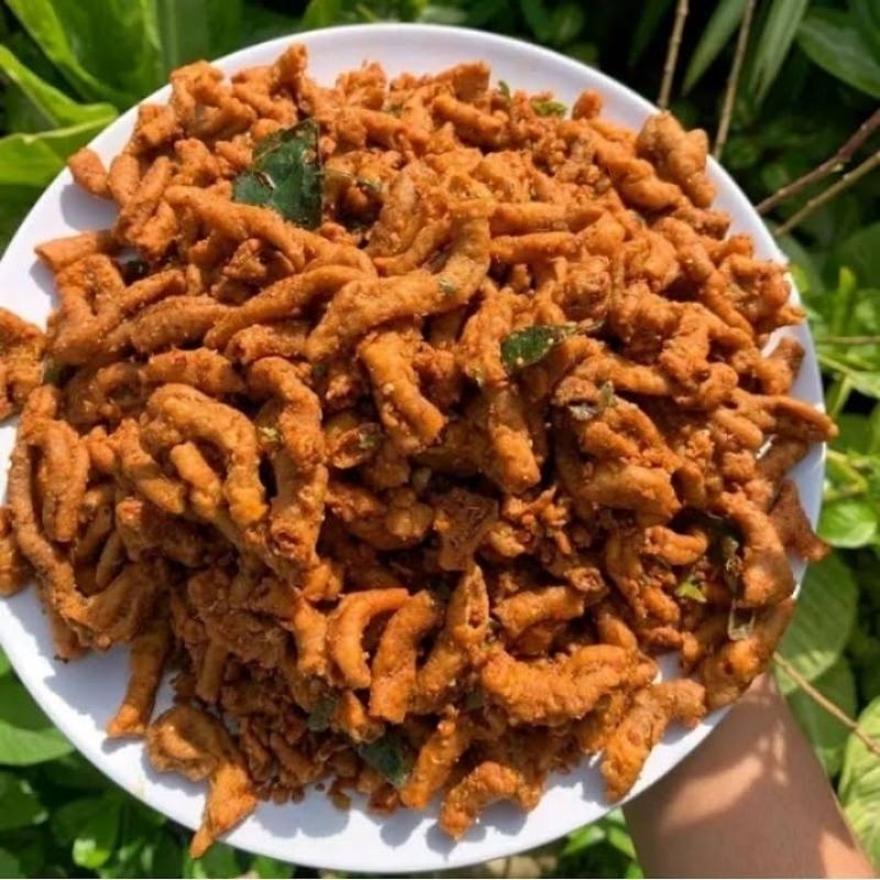 

KERIPIK USUS PEDAS 1KILO / KERIPIK USUS AYAM / KERIPIK USUS PEDAS DAUN JERUK / KERIPIK USUS