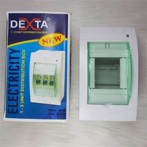 Box MCB 1-3 group lobang dengan tutup Dexta