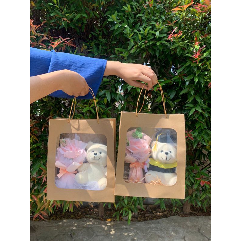 

Hampers wisuda | Hampers Birthday | Tas Hampers bucket dan boneka