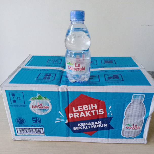 

M0del T3rkini AIR MINUM LE MINERALE AIR MINERALE 330ML DUS / LEMINERALE 330ML 1DUS ISI 24BTL Harga pas