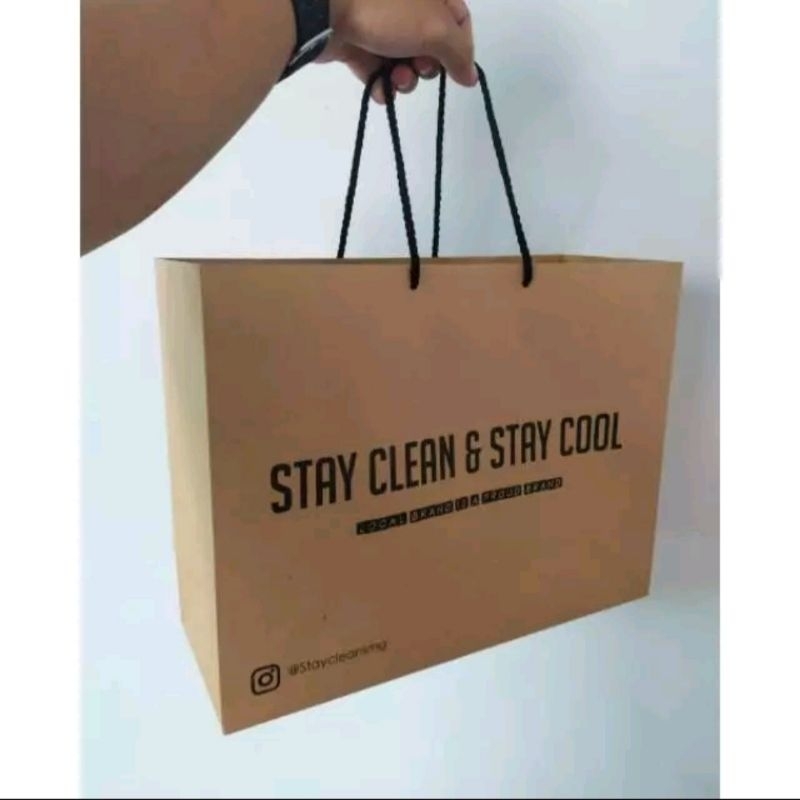 

PAPERBAG CRAFT COKLAT SIZE 30x10x25 dan 35x10x28 / 30x15x25, plus sablon dan free design