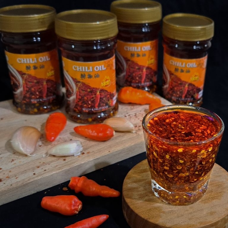 

St0ck Bany4k CHILI OIL / MINYAK CABE by LOKALBALI 150ml 80% cabe Promo Termurah