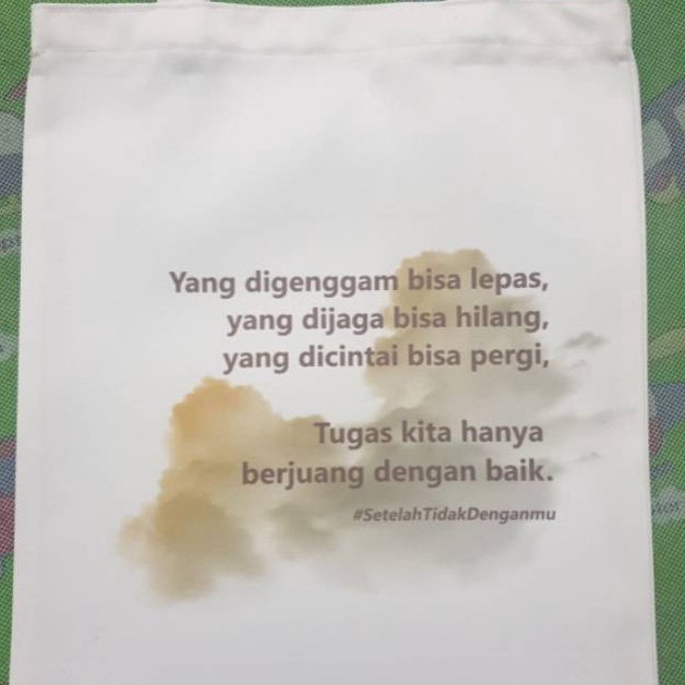 

kanvas 30 x 40 sleting polos ↓Dijual Murah