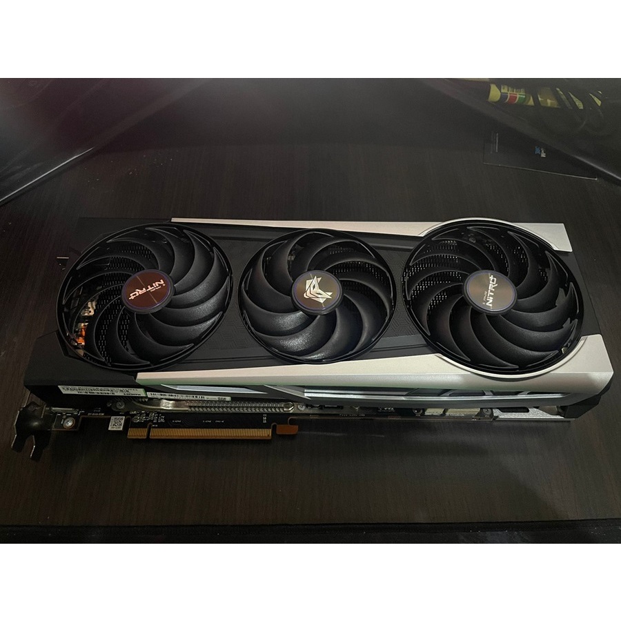 sapphire rx 6800  nitro