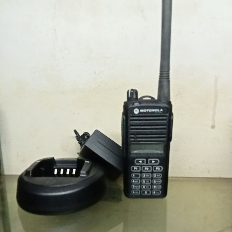 HT Motorola cp 1660 Vhf 136.000-174.000 bekas casing baru