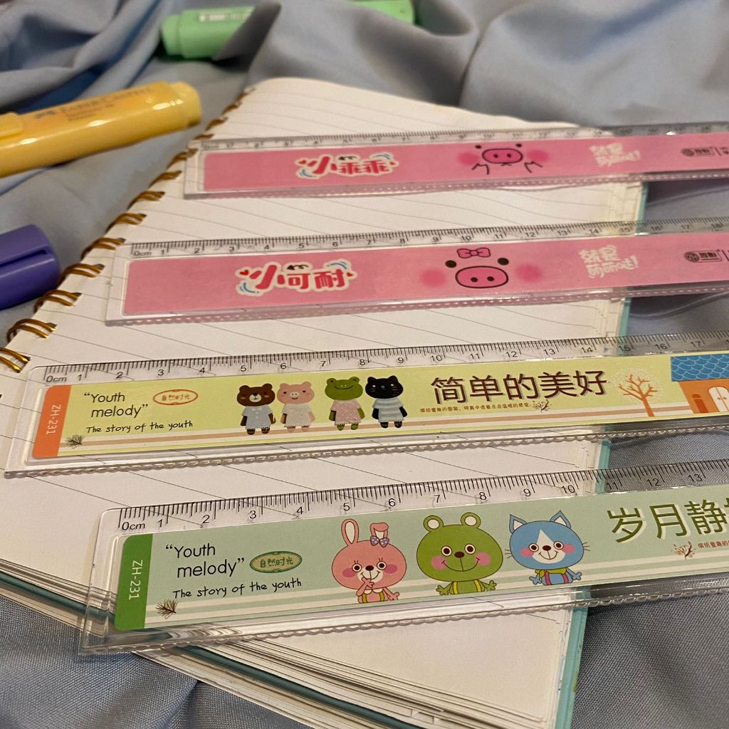 

PENGGARIS PLASTIK UNIK RANDOM 20CM LUCU IMUT AWET ALAT TULIS SEKOLAH ALAT TULIS ANAK KANTOR CAROT KELINCI WORTEL BISA COD INSTANT