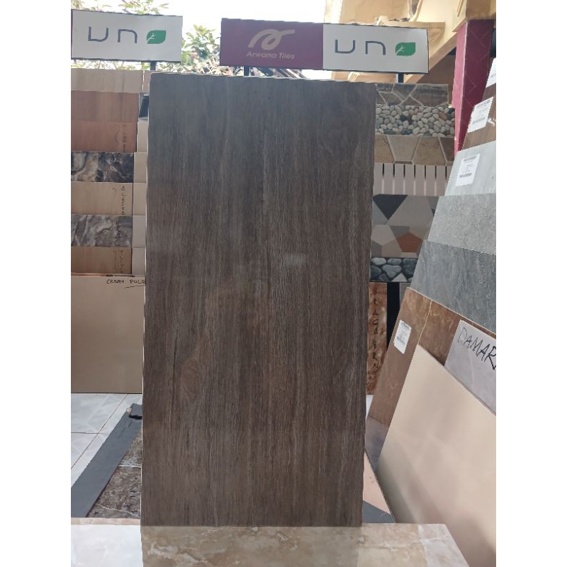 Keramik Dinding 30x60 Dark Grey