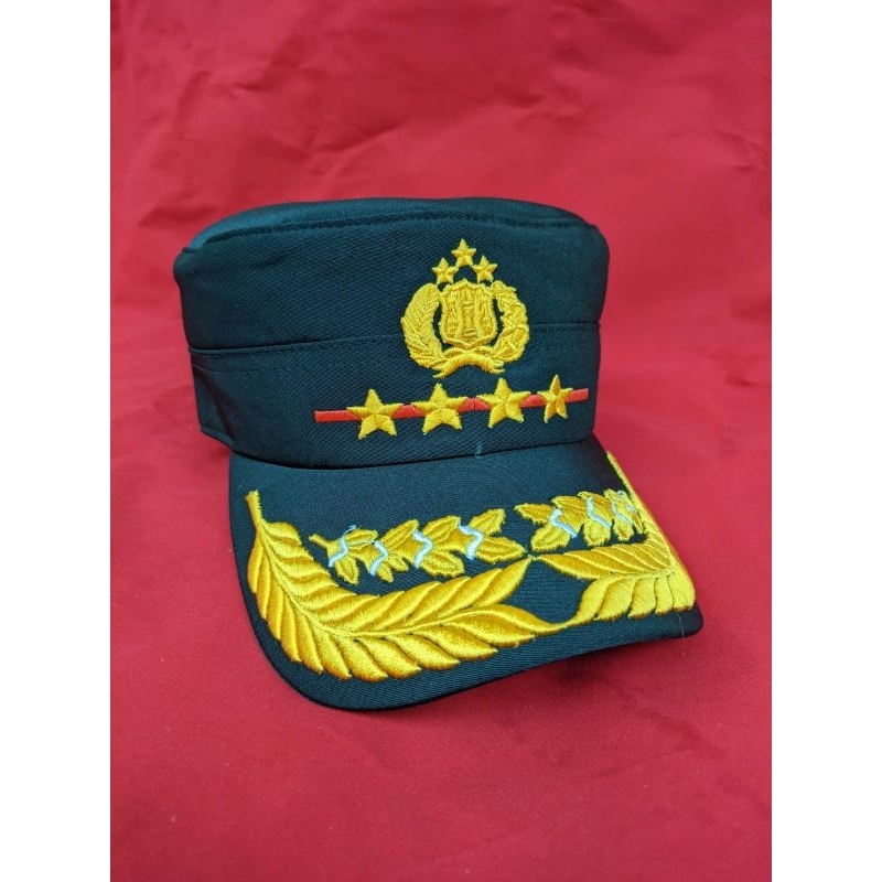 Topi komando bintang 4