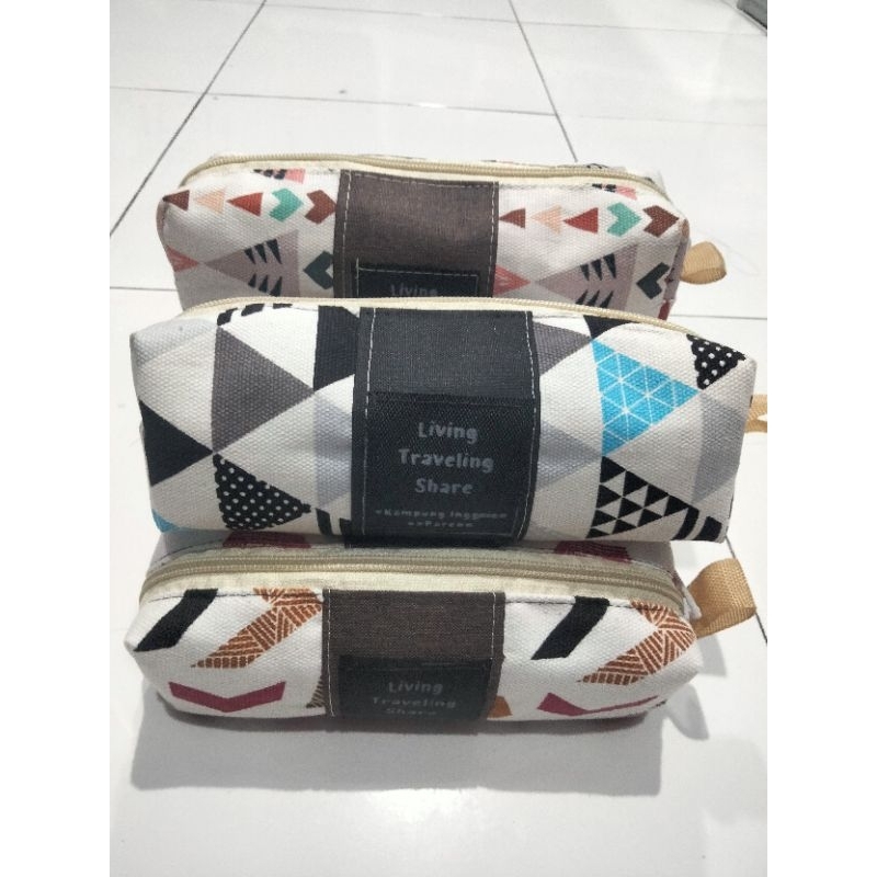 

Lepak kain kanvas motif resleting