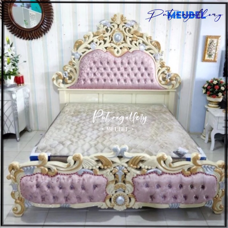 Tempat Tidur Ranjang Dipan Sultan Ukir Barong Kayu Jati Jepara Finishing Warna Putih