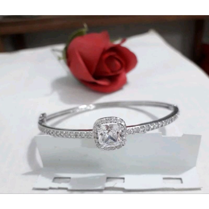 gelang titanium silver mata crystal