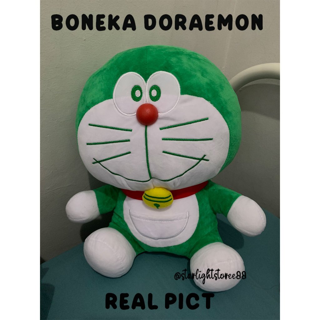[STR88] Boneka Doraemon Hijau / Doreaemon Uniqlo