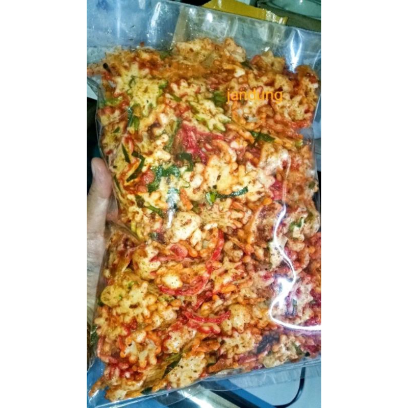 

seblak kerupuk pedas 250gr sebring kerupuk bintang sebring kerupuk jengkol seblak kerupuk bawang original seblak keripik singkong keriwil cemilan Padasuka camilan gurih camilan renyah rasa pedas camilan renyah keripik kerupuk minuman makanan ringan seblak