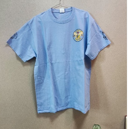 PortAndCompany Kaos Pria Size On Tag L Warna Biru Muda Desain Logo Unik