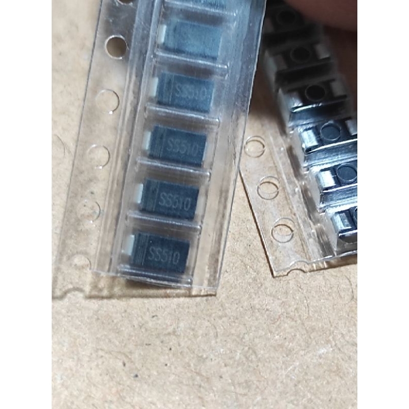 Dioda SMD SS510 5A 100v