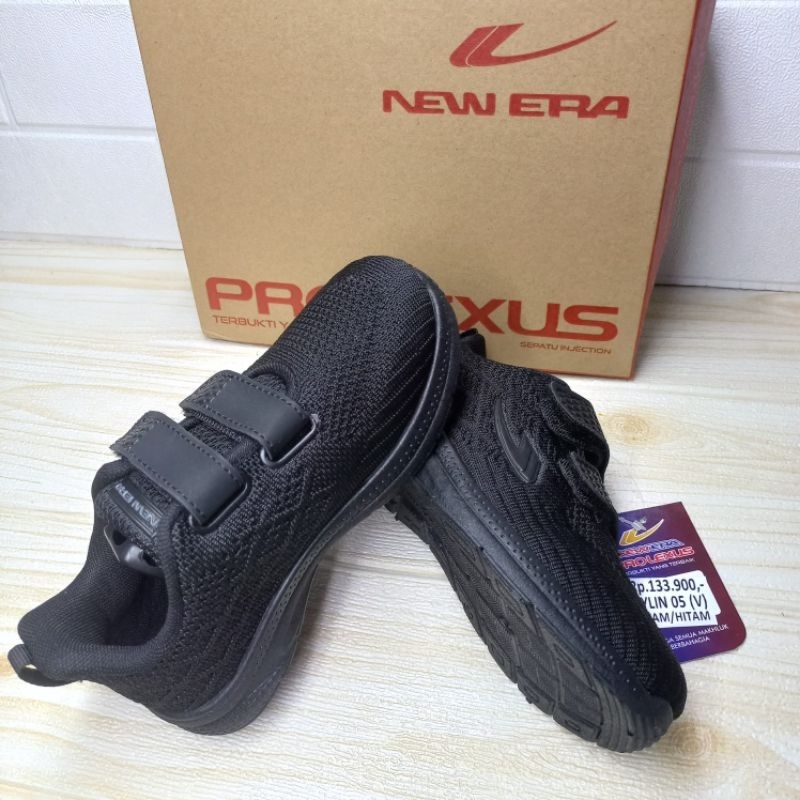 sepatu sekolah new era