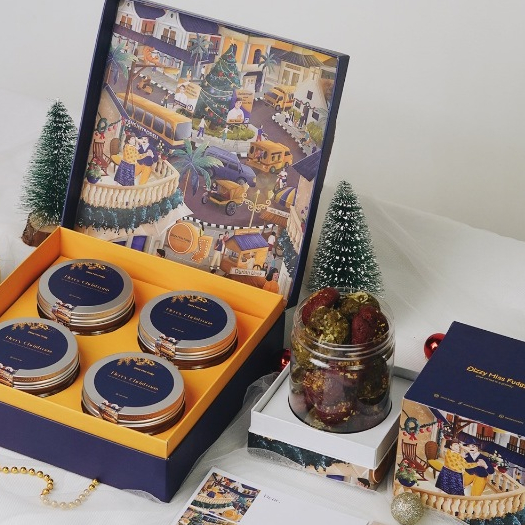

NATAL / CHRISTMAS / TAHUN BARU HAMPERS BY @DIZZY.FUDGY (BACA DESKRIPSI)
