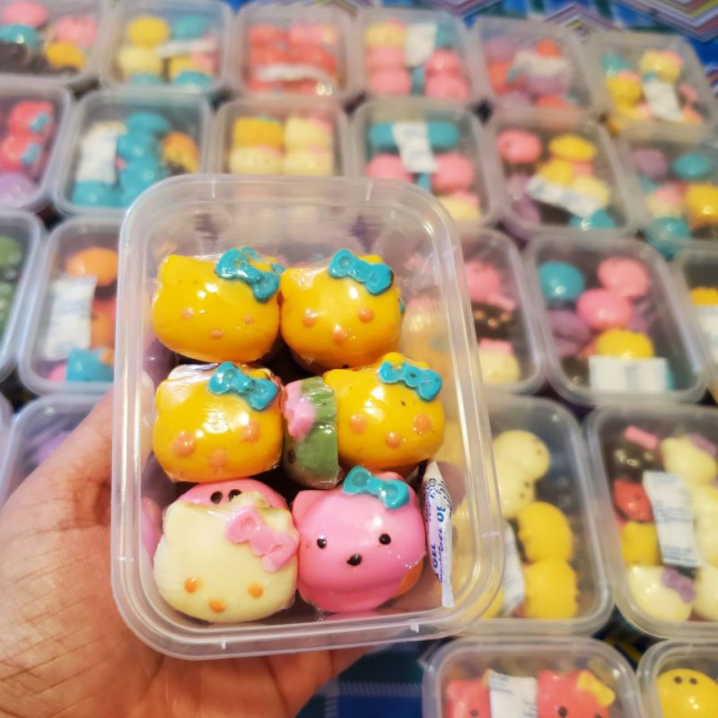 

Coklat Karakter Hellokity Doraemon dll mix rasa isi 25pcs