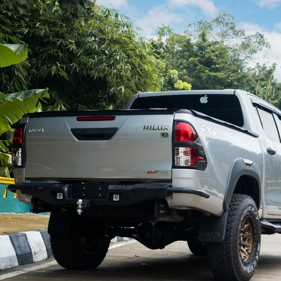 Bumper belakang Toyota Hilux Double Cabin bemper belakang rear bumper HILUX