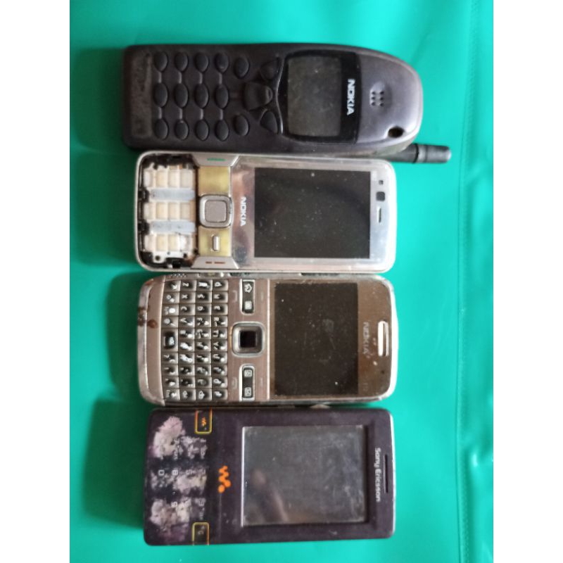 hp jadul nokia 6110 E72 sony ericsson borongan