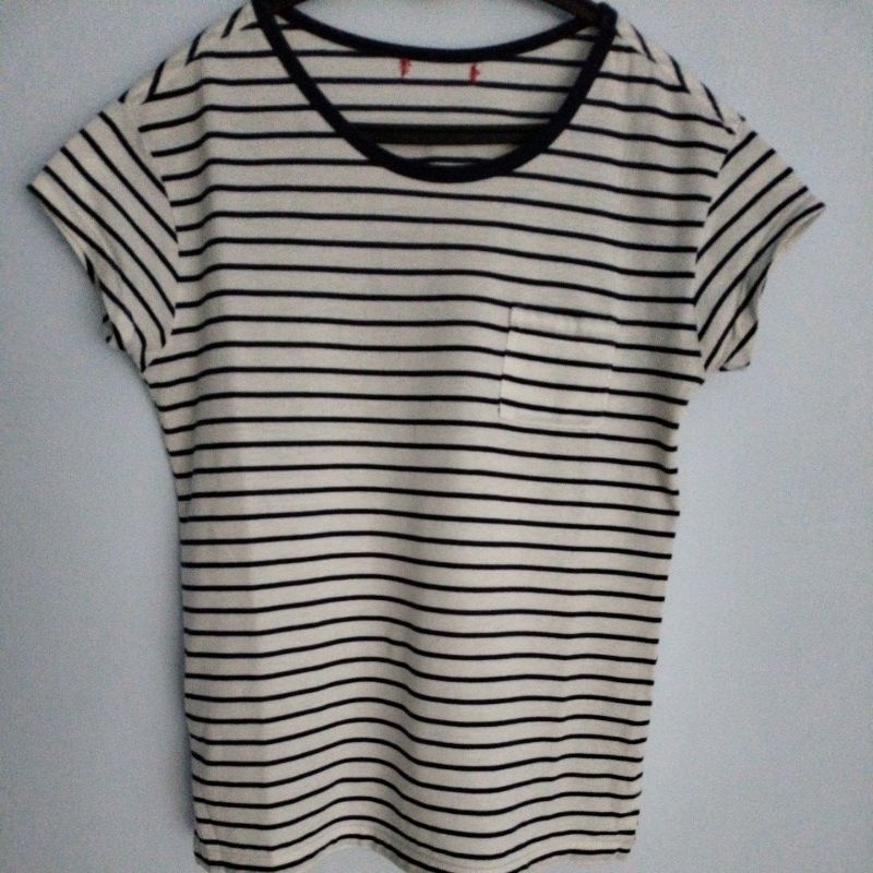 Kaos Wanita Dewasa TShirt wanita dewasa Kaos Wanita Preloved Kaos Preloved Premium