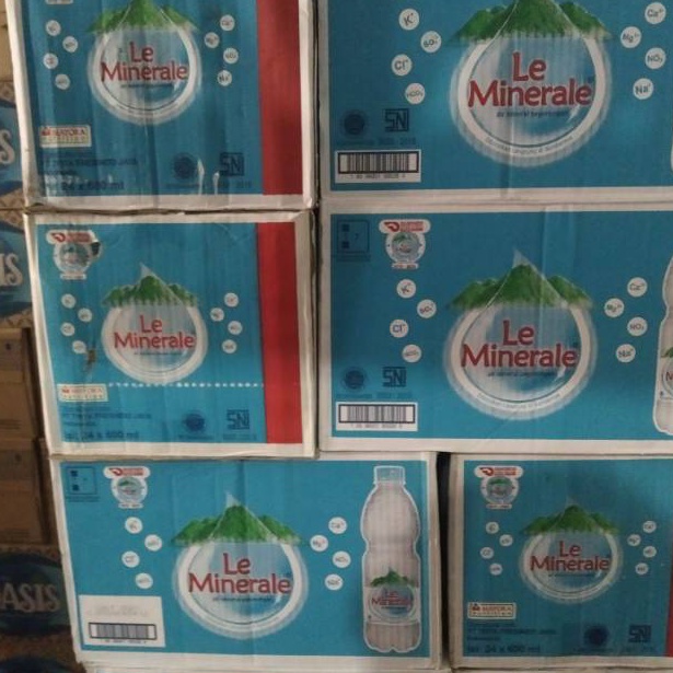 

[✌B87/] Air minum mineral merek Le Minerale tanggung 600ml Produk Terbaru