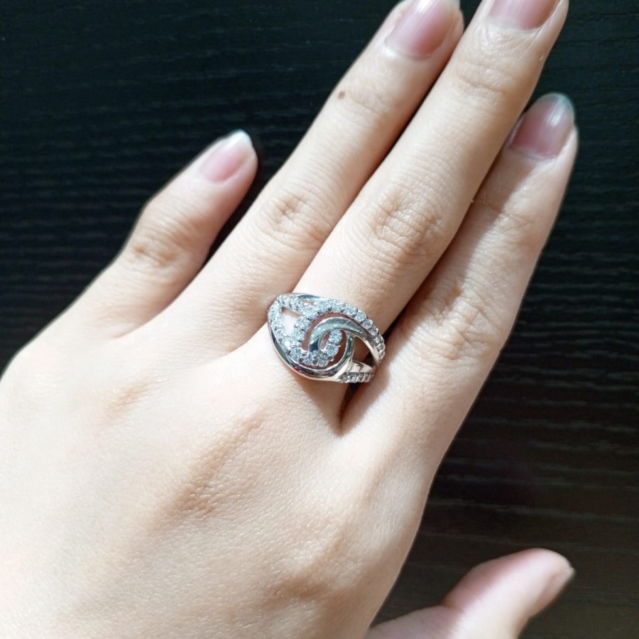 Cincin Emas 17K Kadar 750 75% Fashion Zircon 3.72 Gram Size 14 (CM92)